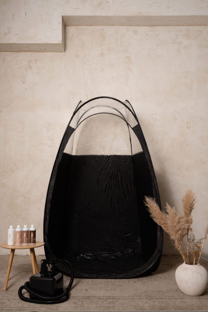 Spray tan kabina KWIKTAN – Profesionalna kabina za spray tan tretmane